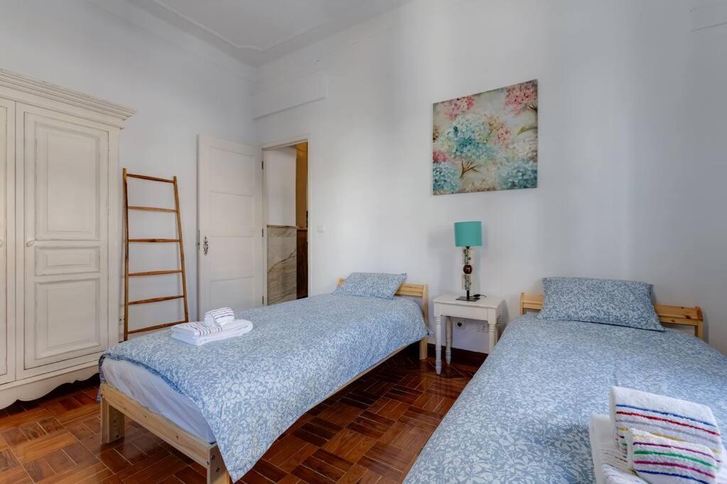 Casa Lotus - Requinte E Bom Gosto Para 6 Pessoas No Coracao De Faro Ngoại thất bức ảnh